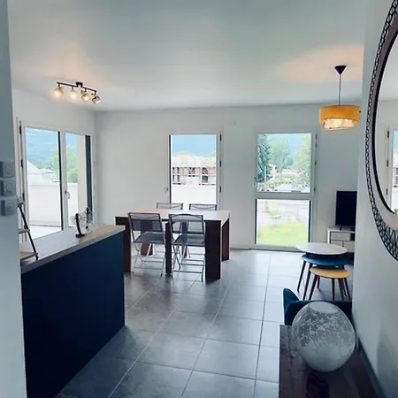 Le Laudon 3 Etoiles - Familiale, Moderne, Equipe, Proche Et Commodites Apartment